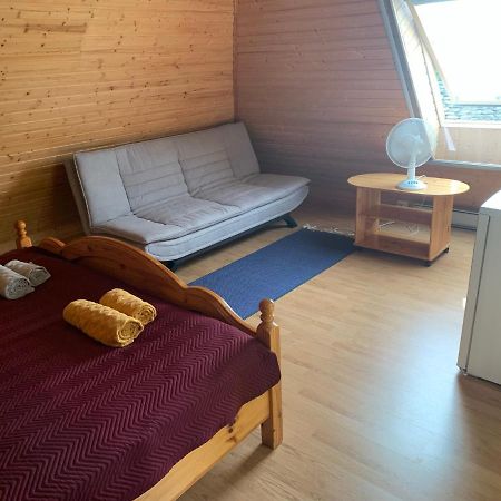 Bed and Breakfast Keldrimaee Kuelalistemaja à Hiiumaa Extérieur photo